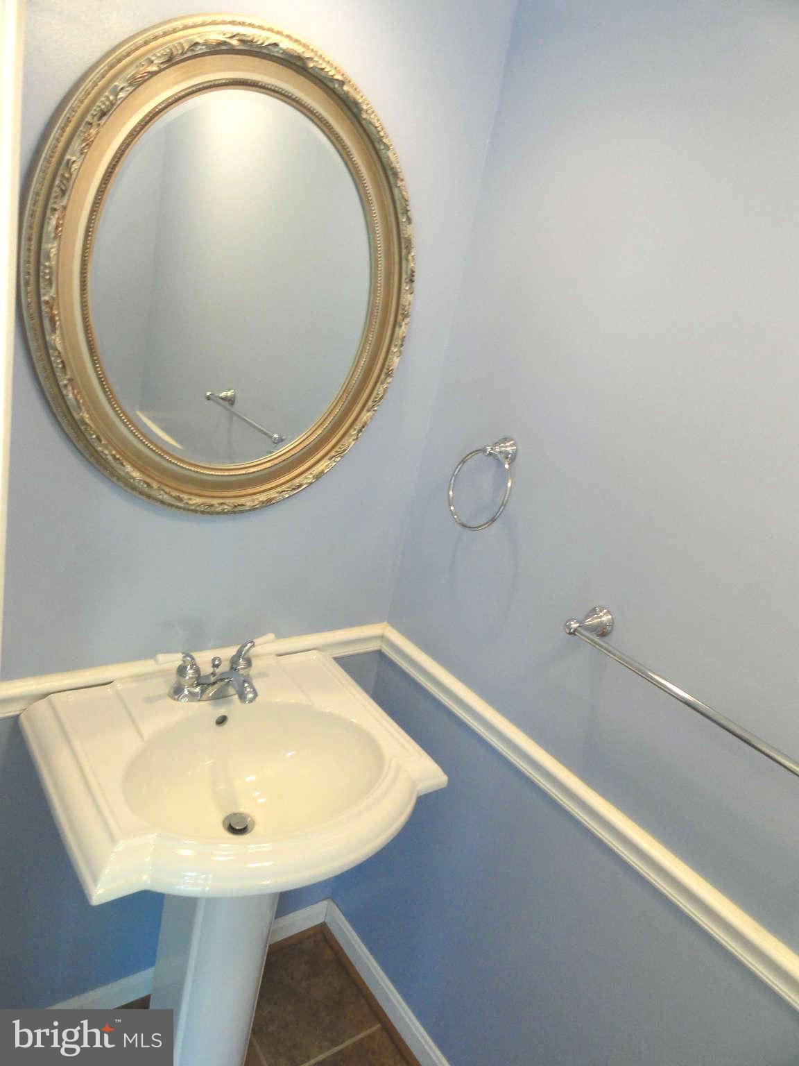 9118 Fisteris Court Springfield, VA 22152 - Photo 7 of 30 Powder room