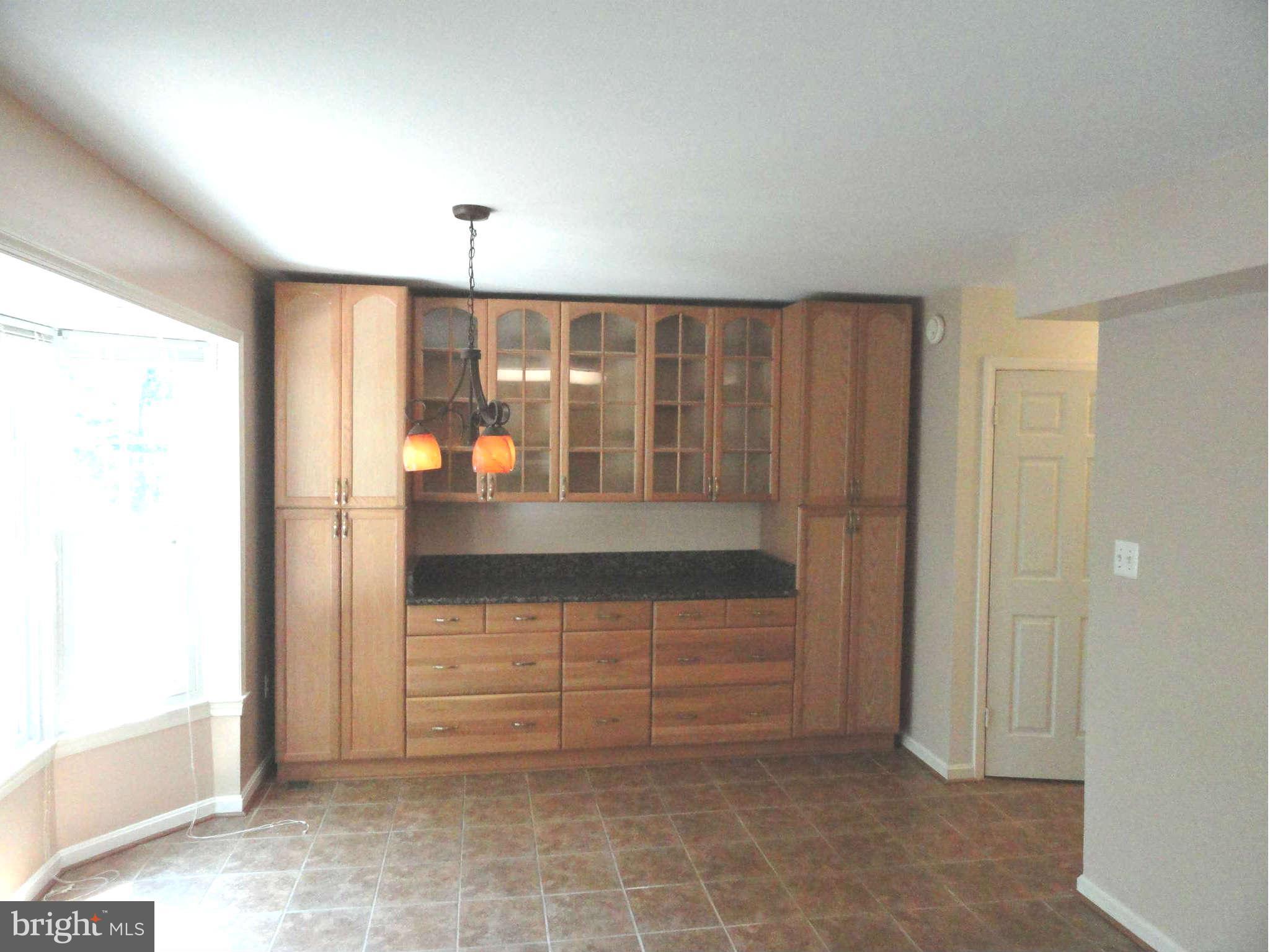 9118 Fisteris Court Springfield, VA 22152 - Photo 10 of 30 Kitchen
