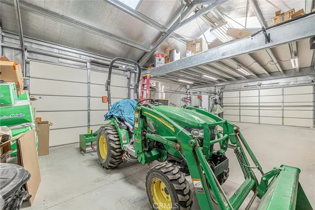 $799,995 | 3335 East E Avenue, Palmdale, CA 93550