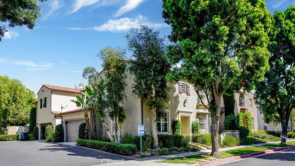79 Modesto Irvine, CA 92602 - Photo 30 of 54 Close proximity to Walking/ Biking Trail
