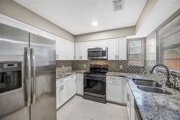$239,000 | 9465 Forest Hills Circle, Tampa, FL 33612