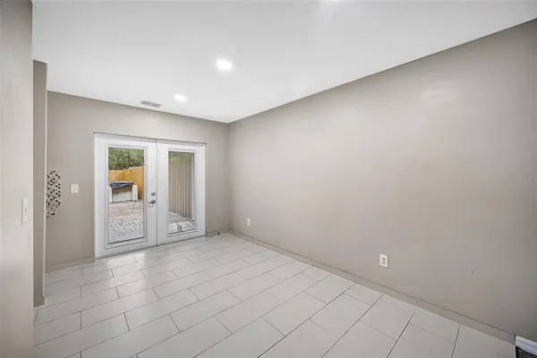 $239,000 | 9465 Forest Hills Circle, Tampa, FL 33612