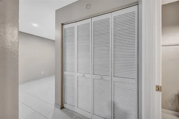 $239,000 | 9465 Forest Hills Circle, Tampa, FL 33612