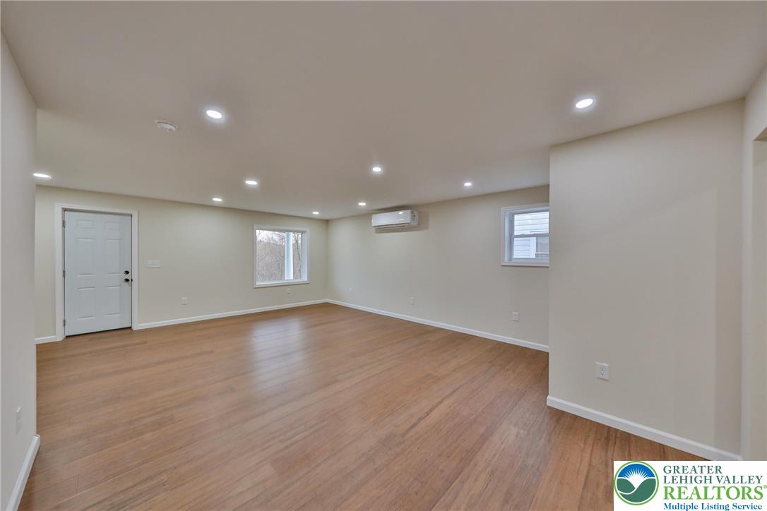 8809 Kings Highway Kempton, PA 19529 - Photo 23 of 76