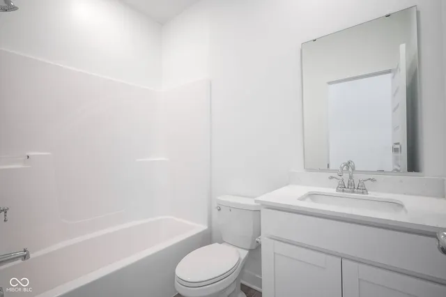 $439,995 | 7600 Fallsworth Drive, Avon, IN 46123