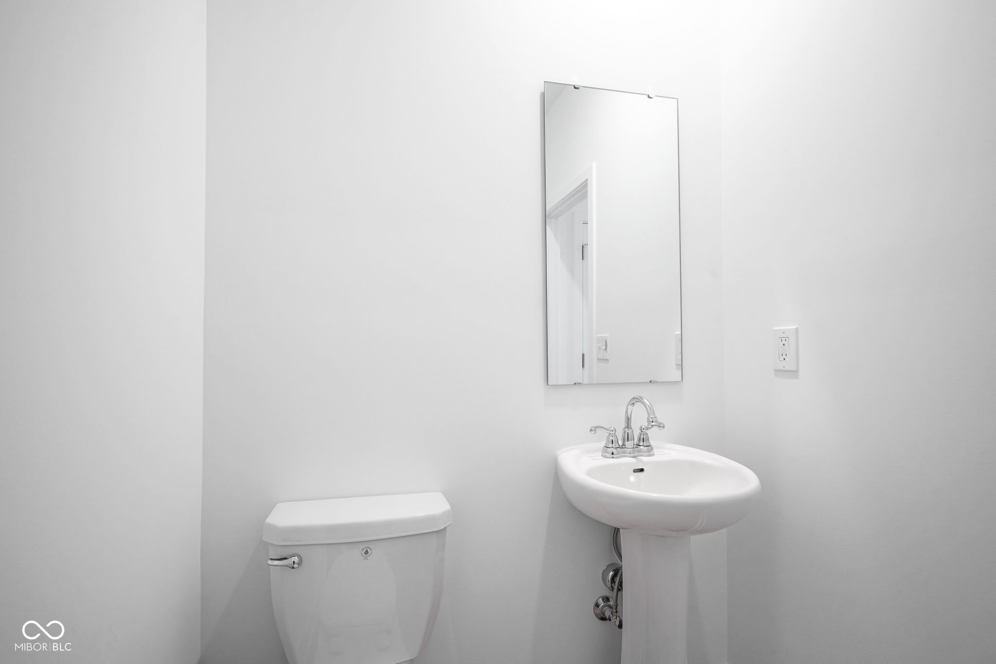 7600 Fallsworth Drive Avon, IN 46123 - Photo 9 of 53