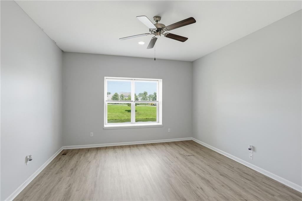 21709 North Ridge Peculiar, MO 64078 - Photo 22 of 60
