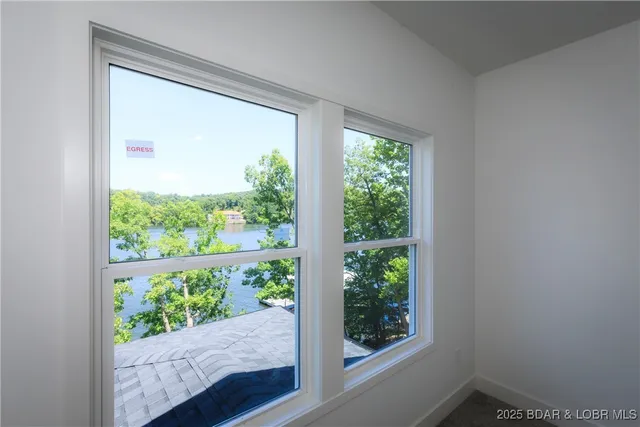 $995,000 | 17023 East Seminole Drive, Rocky Mount, MO 65072