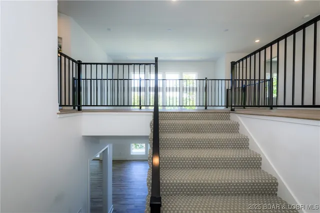 $995,000 | 17023 East Seminole Drive, Rocky Mount, MO 65072