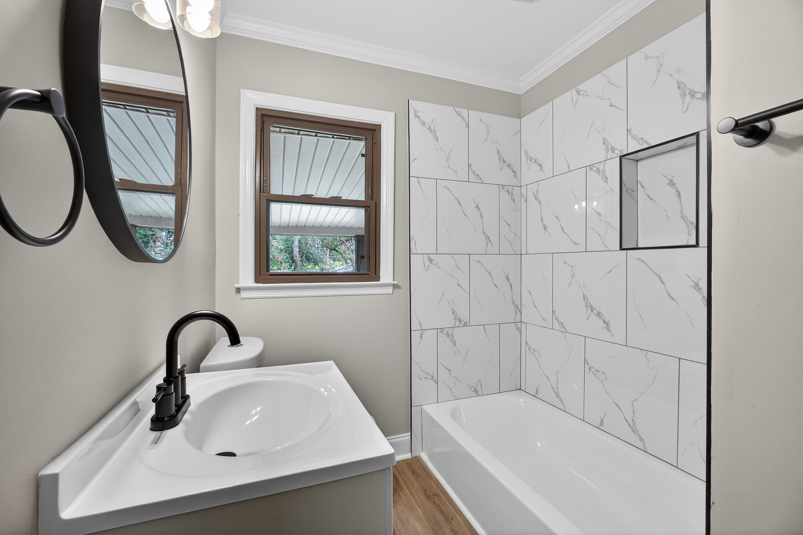 1621 Pendleton Road Augusta, GA 30904 - Photo 20 of 25 Hallway Bath