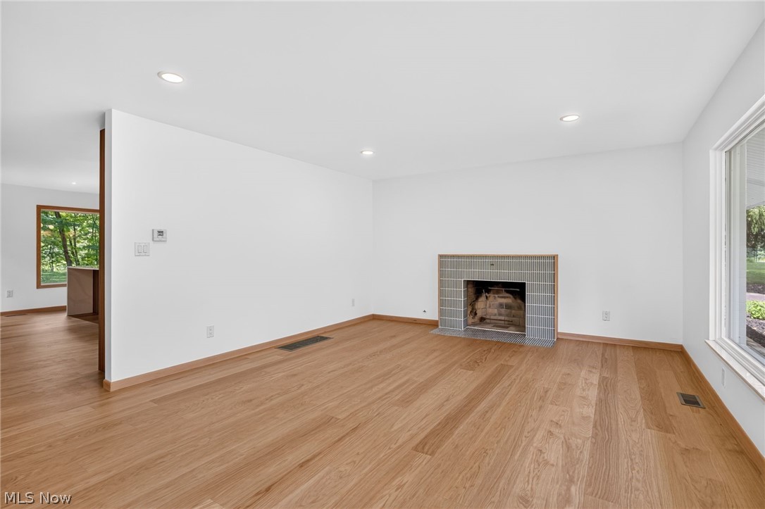 3866 Woodthrush Road Akron, OH 44333 - Photo 4 of 43