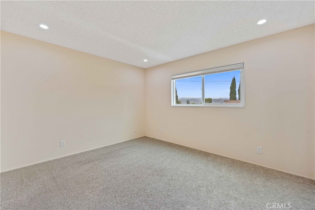 4694 Walnut Avenue Simi Valley, CA 93063 - Photo 26 of 64