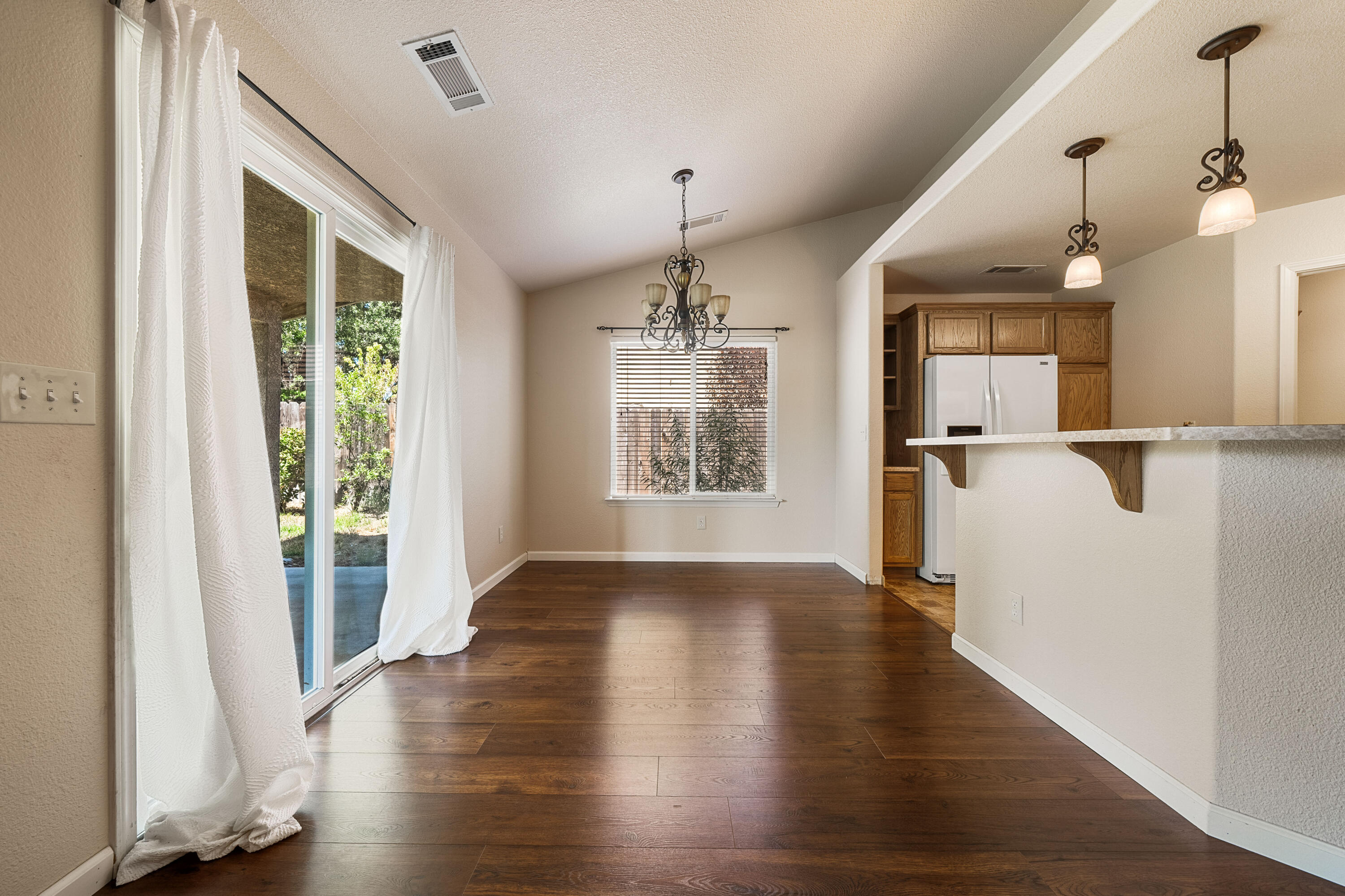 3493 Nathan Drive Anderson, CA 96007 - Photo 7 of 35 IMG-07