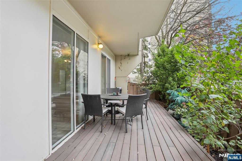 1077 River Road, Unit TH5 Edgewater, NJ 07020 - Photo 15 of 19