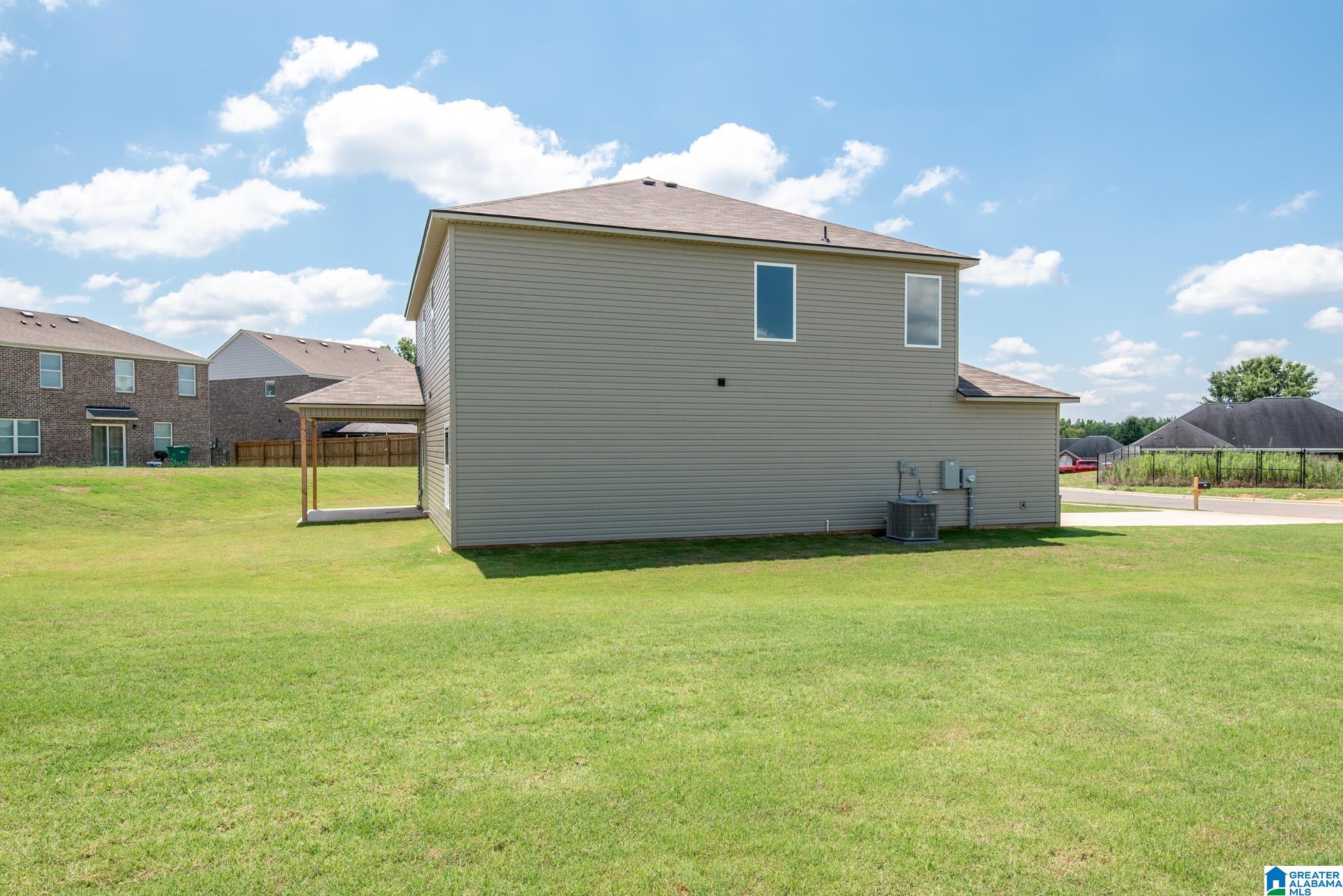 873 Camden Loop Calera, AL 35040 - Photo 4 of 36 Gallery Image 4