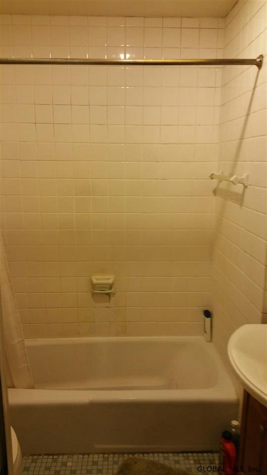 445 State Street Albany, NY 12203 - Photo 6 of 21 Apt #1