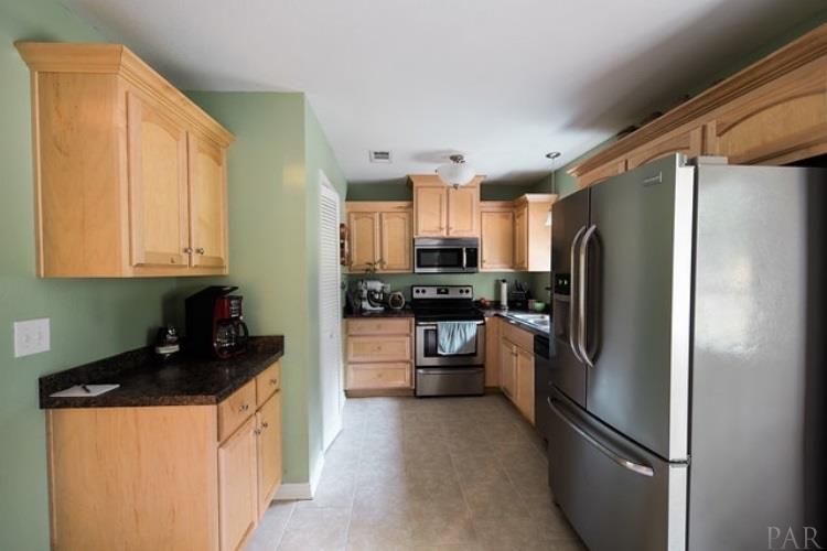 5570 Hamilton Bridge Road Milton, FL 32570 - Photo 10 of 28 Gallery Image 10