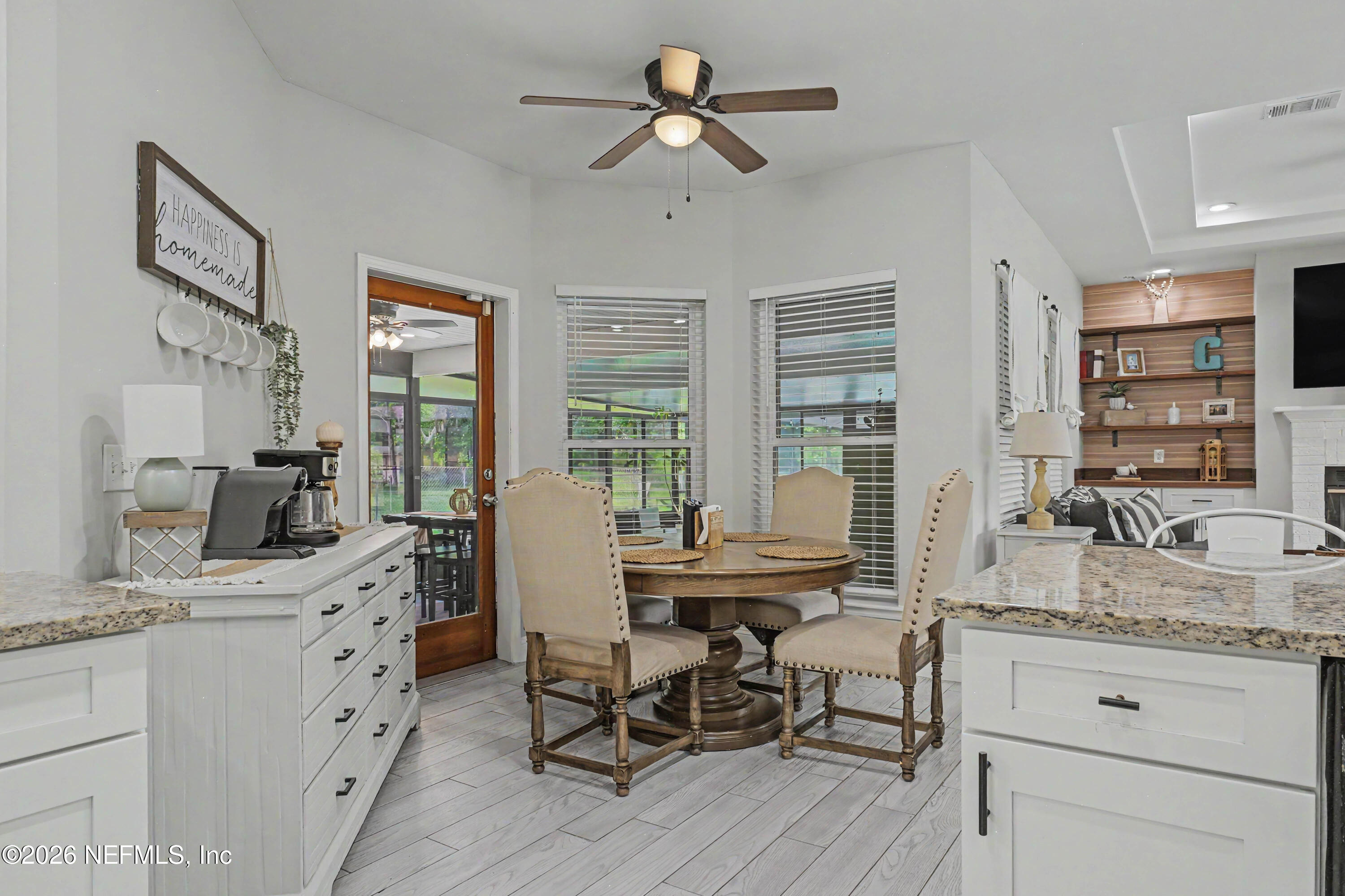 12573 Sampson Road Jacksonville, FL 32218 - Photo 20 of 87 Eat in Kitchen space