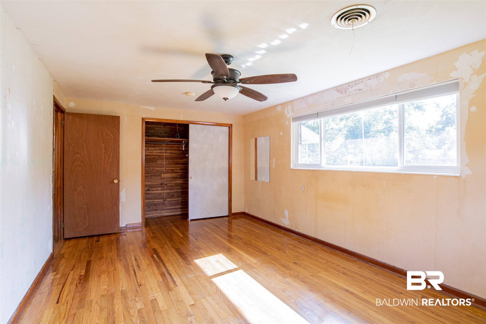108 South Stuart Street Foley, AL 36535 - Photo 13 of 26