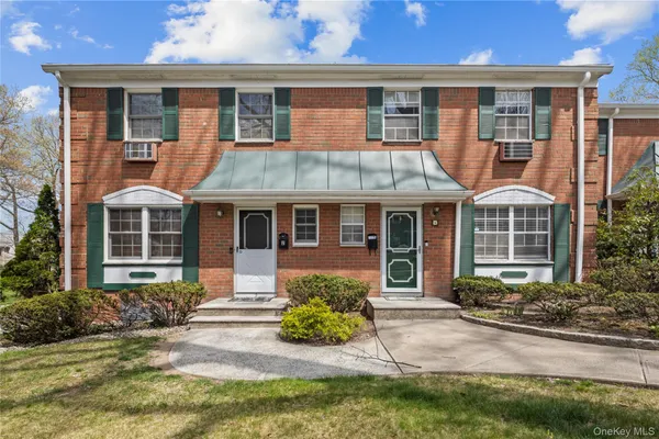 $499,000 | 4 Salem Court, Suffern, NY 10901