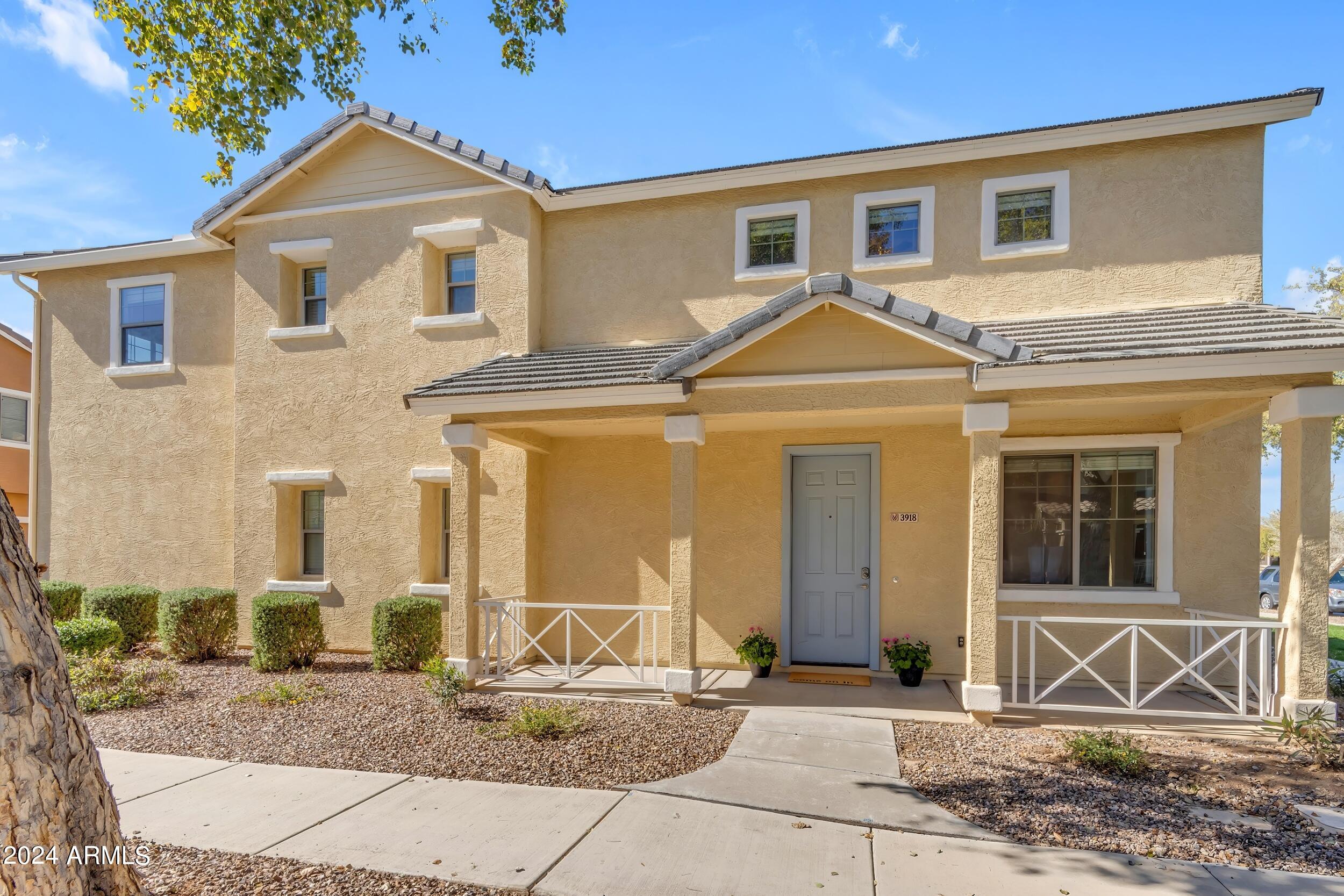 3918 South Rim Road Gilbert, AZ 85297 - Photo 2 of 53 010_a4m_pr