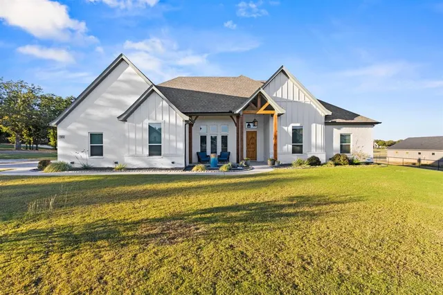 $1,299,000 | 2024 Antler Loop, Poolville, TX 76487
