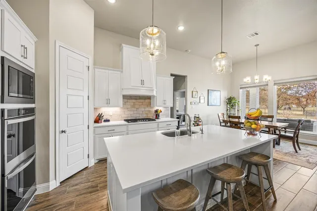 $1,299,000 | 2024 Antler Loop, Poolville, TX 76487