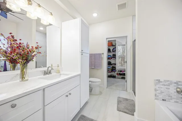 $1,299,000 | 2024 Antler Loop, Poolville, TX 76487