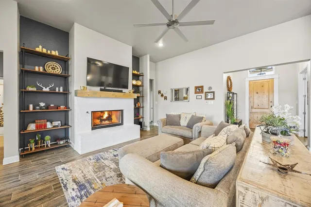 $1,299,000 | 2024 Antler Loop, Poolville, TX 76487