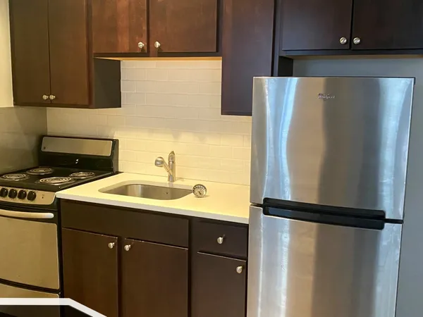 $1,350 | 1627 North Humboldt Boulevard, Unit 1D, Chicago, IL 60647