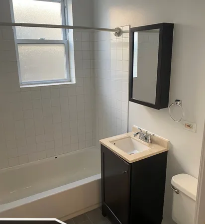 $1,350 | 1627 North Humboldt Boulevard, Unit 1D, Chicago, IL 60647