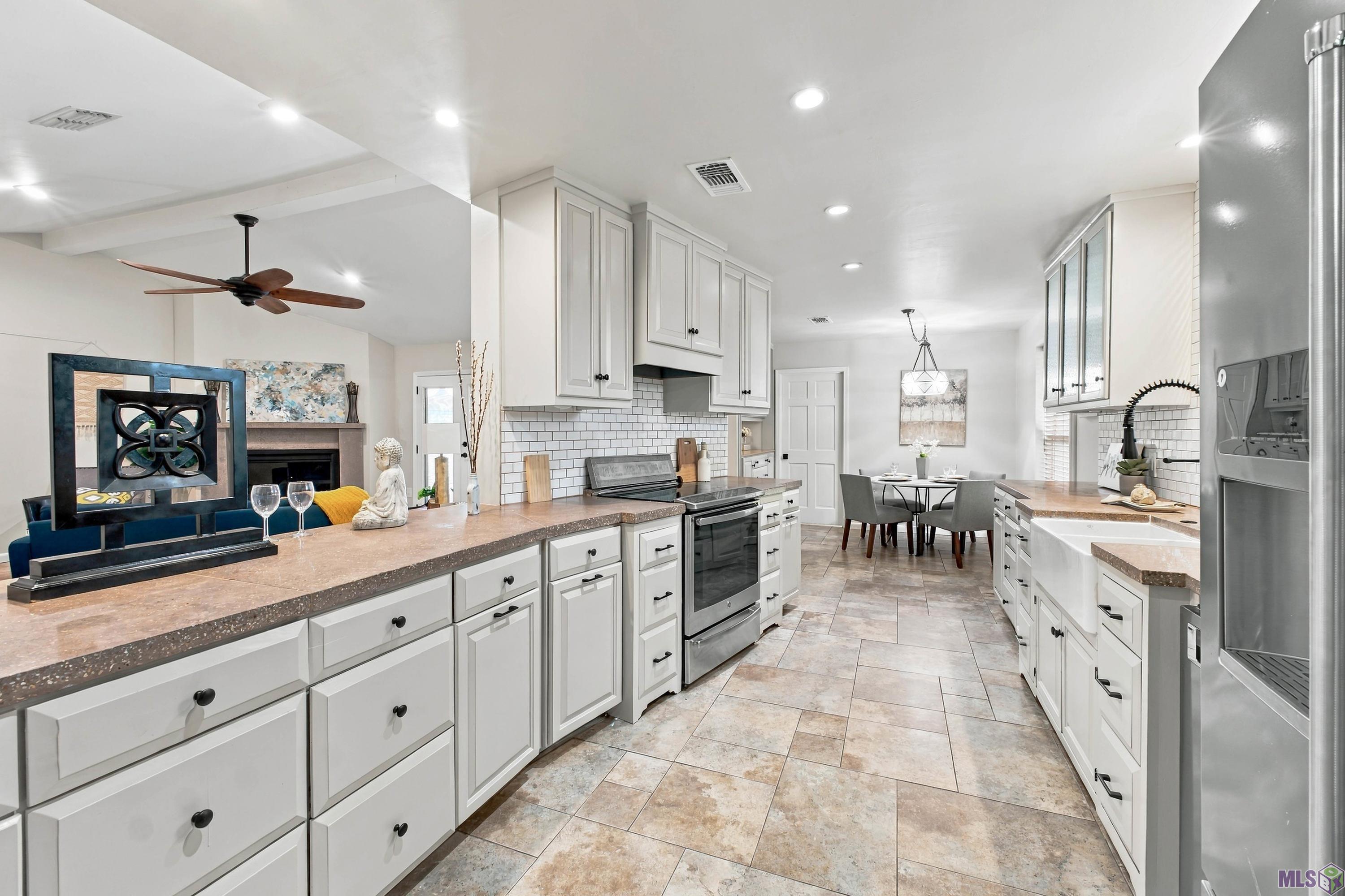814 Bromley Drive Baton Rouge, LA 70808 - Photo 3 of 21 Gallery Image 3