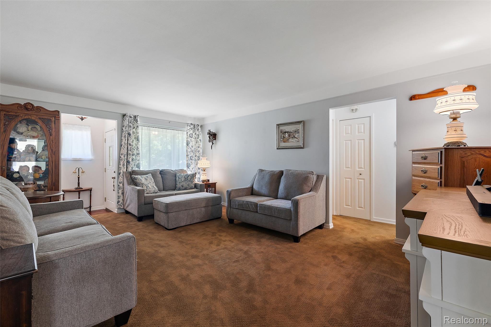 31588 Hayes Road Fraser, MI 48026 - Photo 31 of 58 31588 Hayes-30.jpg