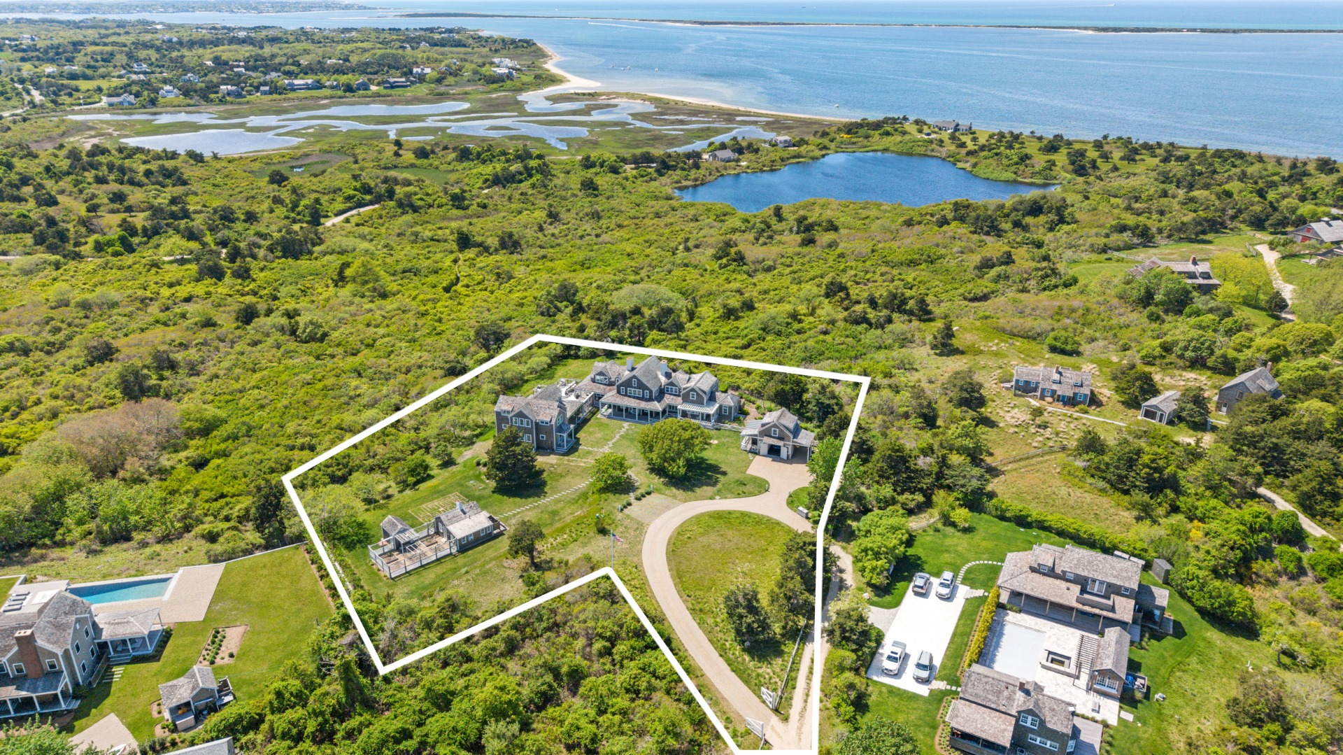 14 Bassett Road Nantucket, MA 02554 - Photo 7 of 128 Gallery Image 7