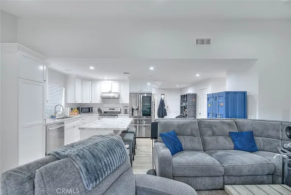 $1,380,000 | 959 West Kenwood Street, Upland, CA 91784