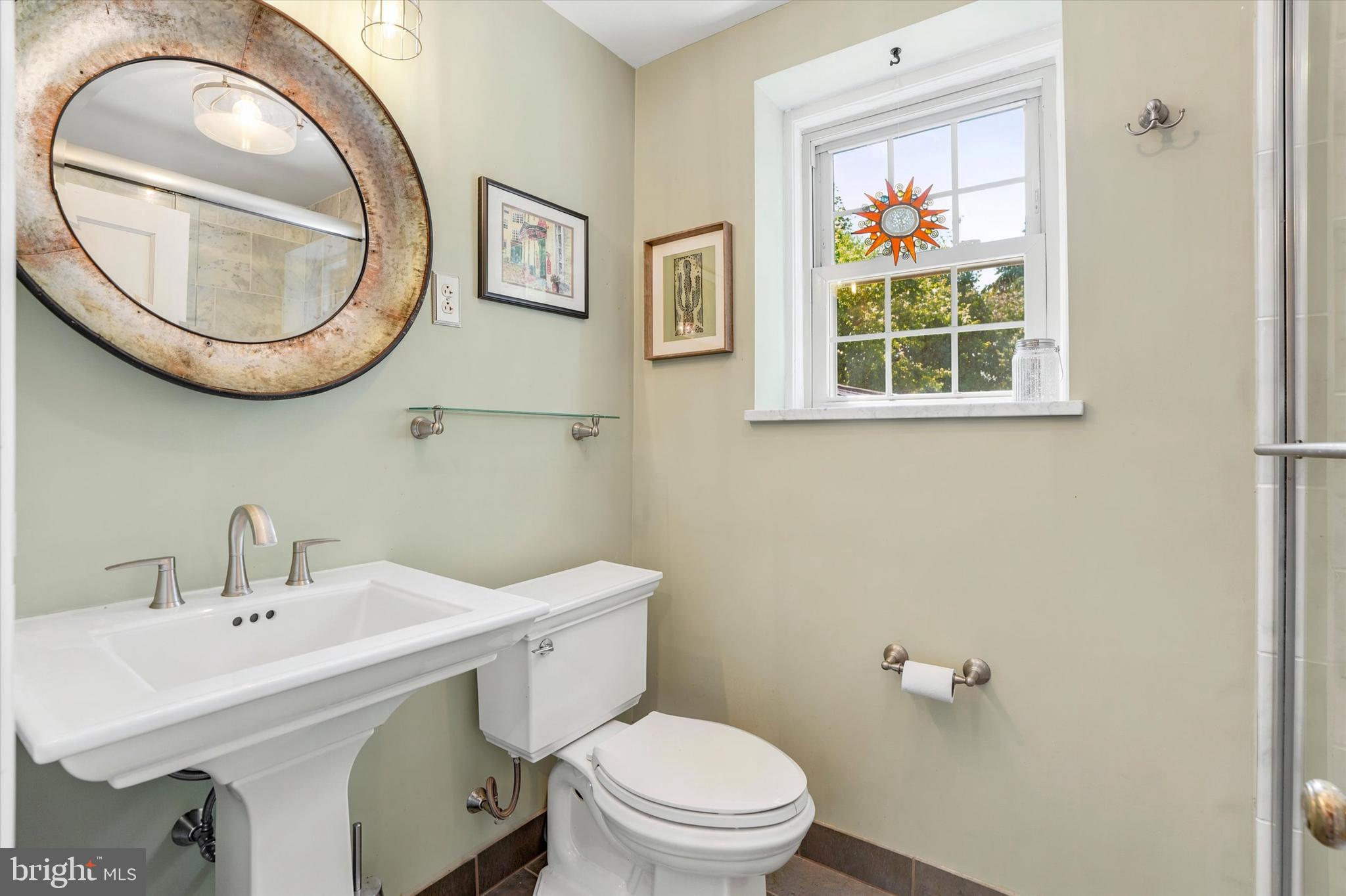 841 Ivy Road Ambler, PA 19002 - Photo 29 of 50 Full Bathroom