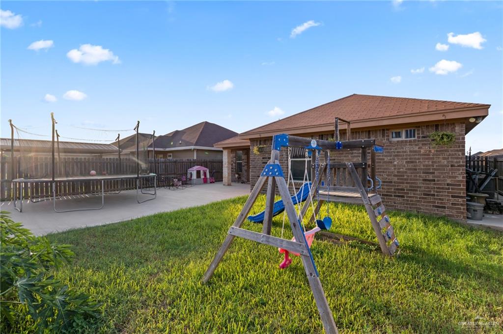 211 Paradise Street Rio Grande City, TX 78582 - Photo 12 of 16