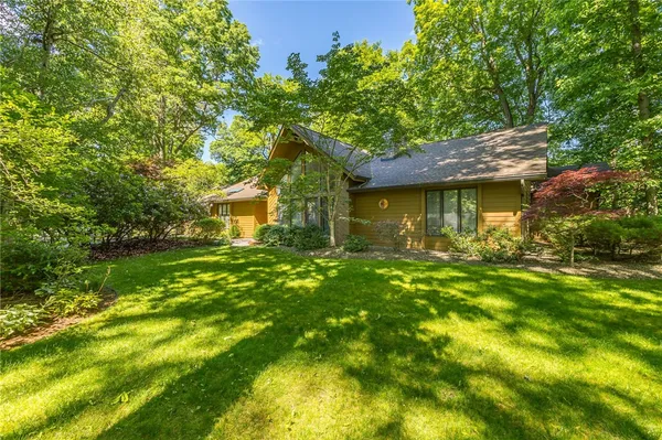 $599,900 | 4 Auburndale, Pittsford, NY 14534