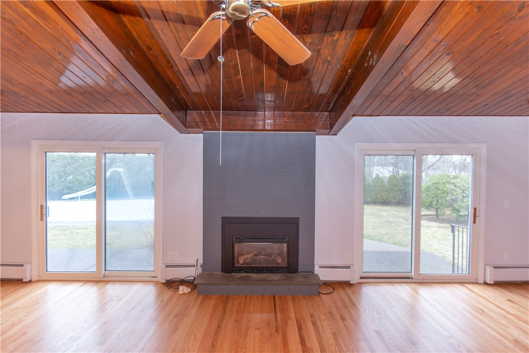 101 Amherst Road Cranston, RI 02920 - Photo 11 of 26 and another~...