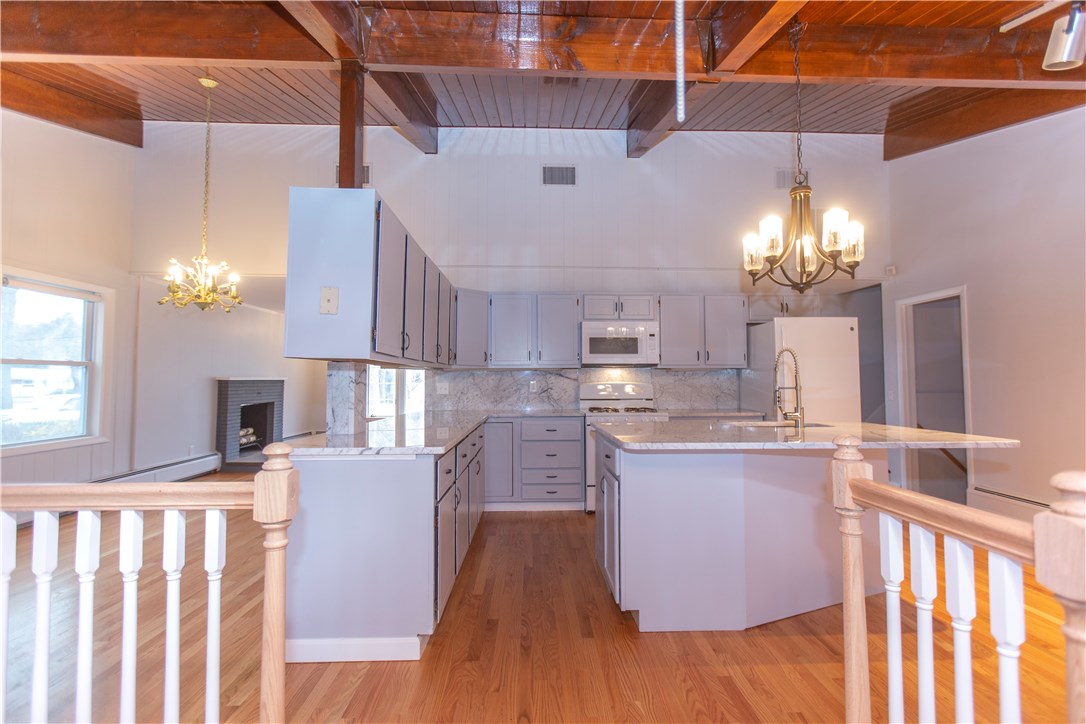 101 Amherst Road Cranston, RI 02920 - Photo 10 of 26 another view~...