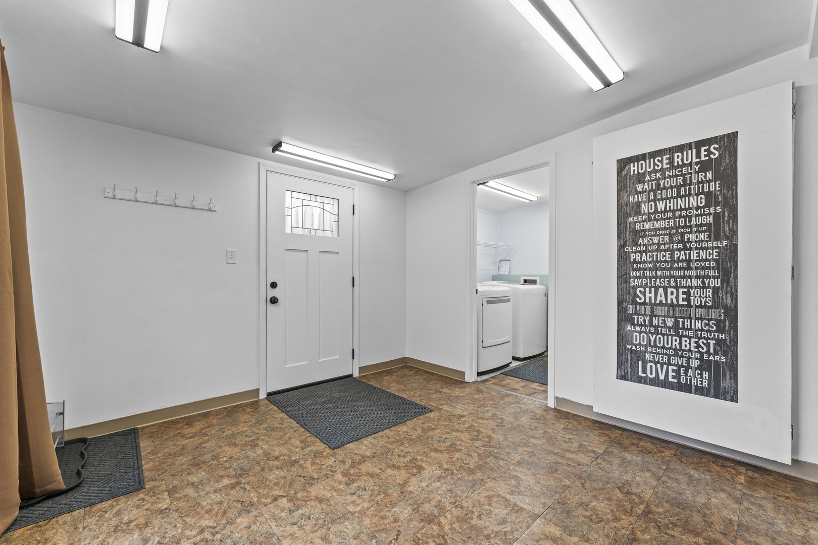 439 Highview Avenue Elmhurst, IL 60126 - Photo 24 of 42 a view of an empty room with a window