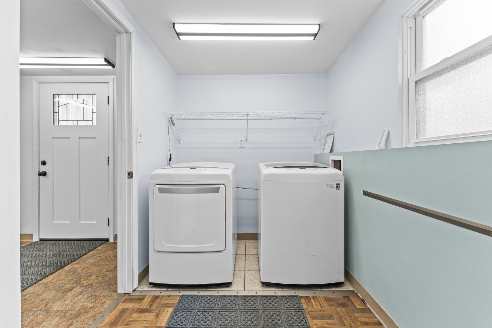 439 Highview Avenue Elmhurst, IL 60126 - Photo 27 of 42 a utility room with dryer and washer