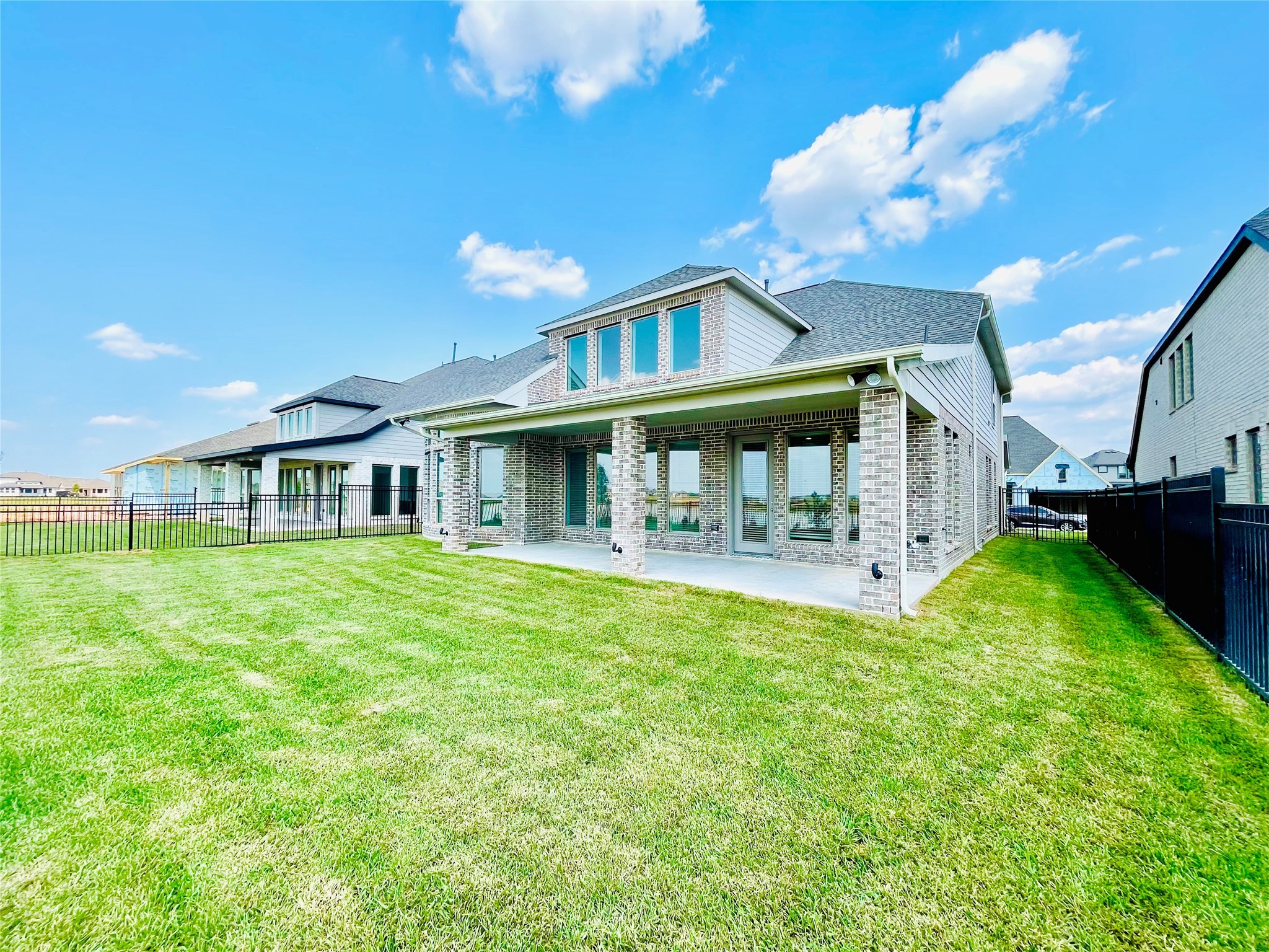 596 Santa Rosa Hls Drive Katy, TX 77493 - Photo 41 of 45 a view of house with a big yard