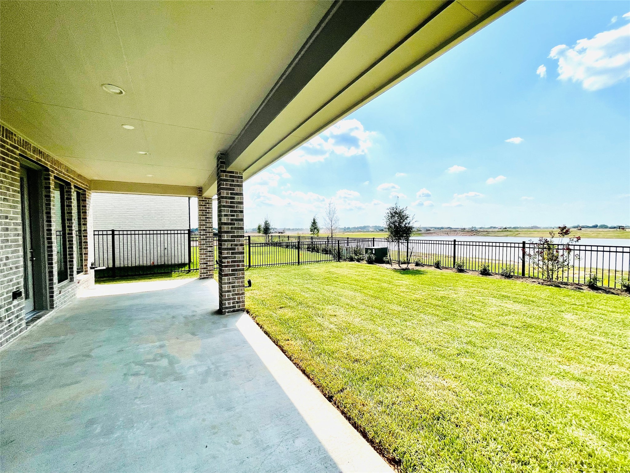 596 Santa Rosa Hls Drive Katy, TX 77493 - Photo 42 of 45 a view of an swimming pool with outdoor seating