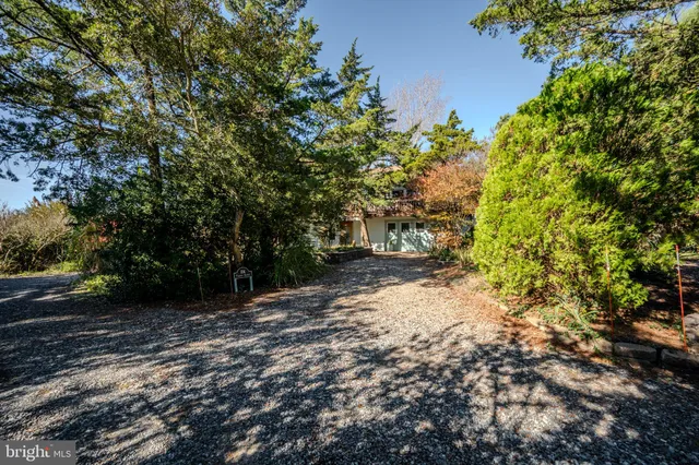 $800,000 | 106 Florida Avenue, Milton, DE 19968