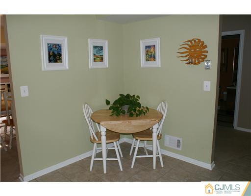 158 Redpine Loop Old Bridge, NJ 08857 - Photo 8 of 20 Gallery Image 8