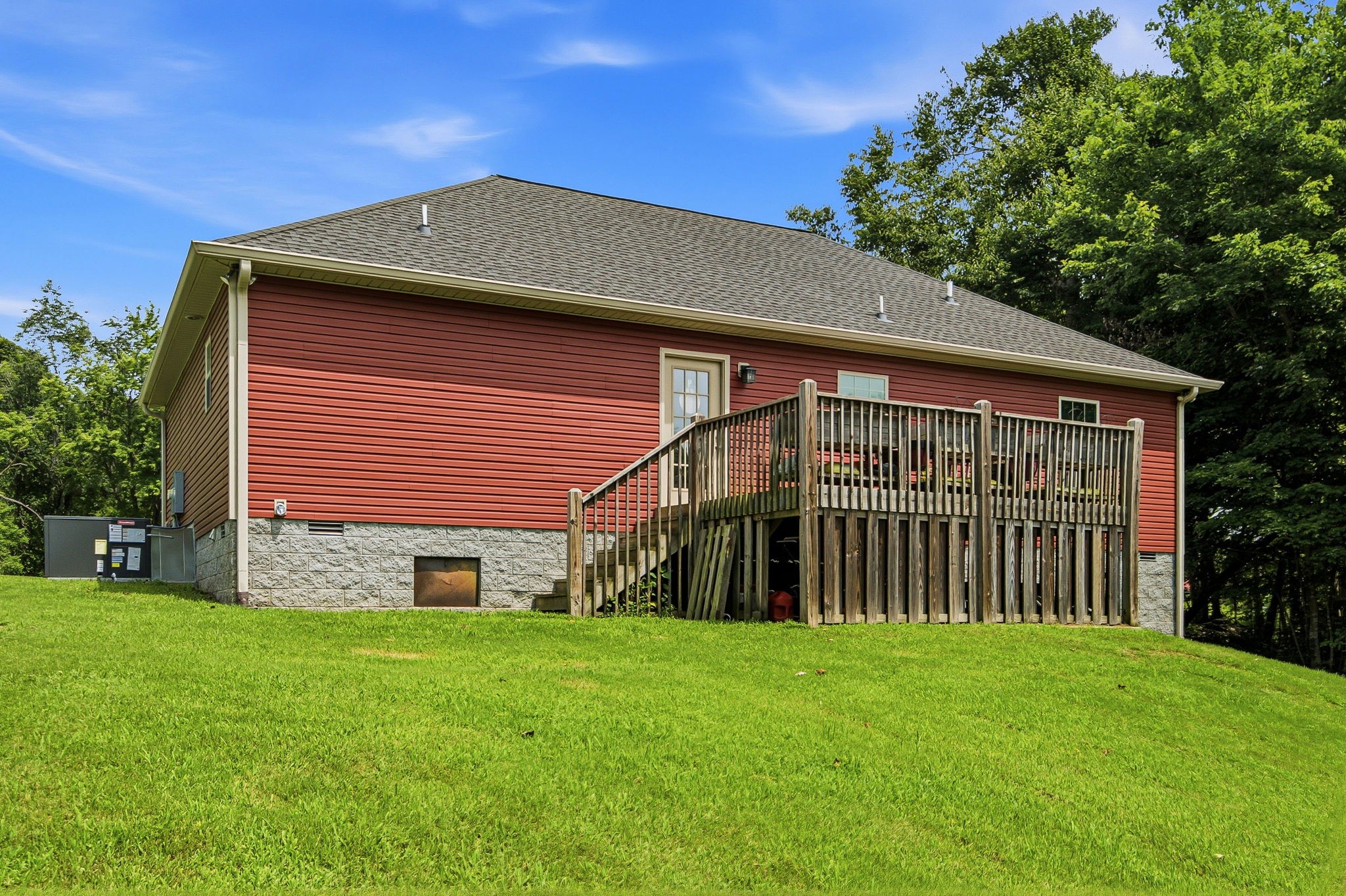 222 Hog Back Ridge Road Bethpage, TN 37022 - Photo 27 of 28 a front view of a house with a garden