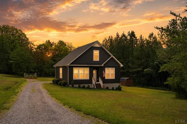 $379,000 | 8840 Charlemont Road, Goode, VA 24556
