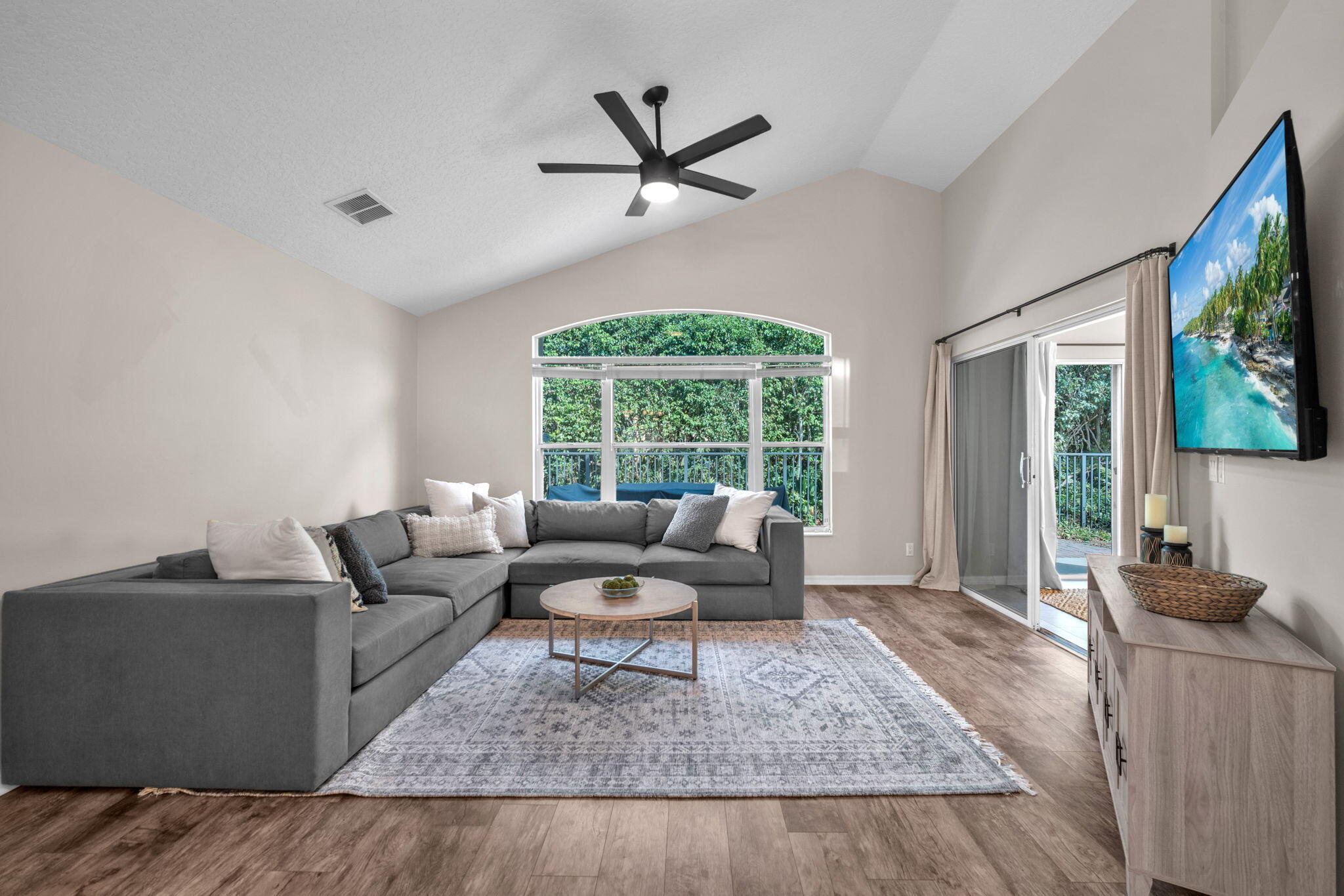 3005 Casa Rio Court Riviera Beach, FL 33418 - Photo 23 of 52 47-web-or-mls-DSC05688