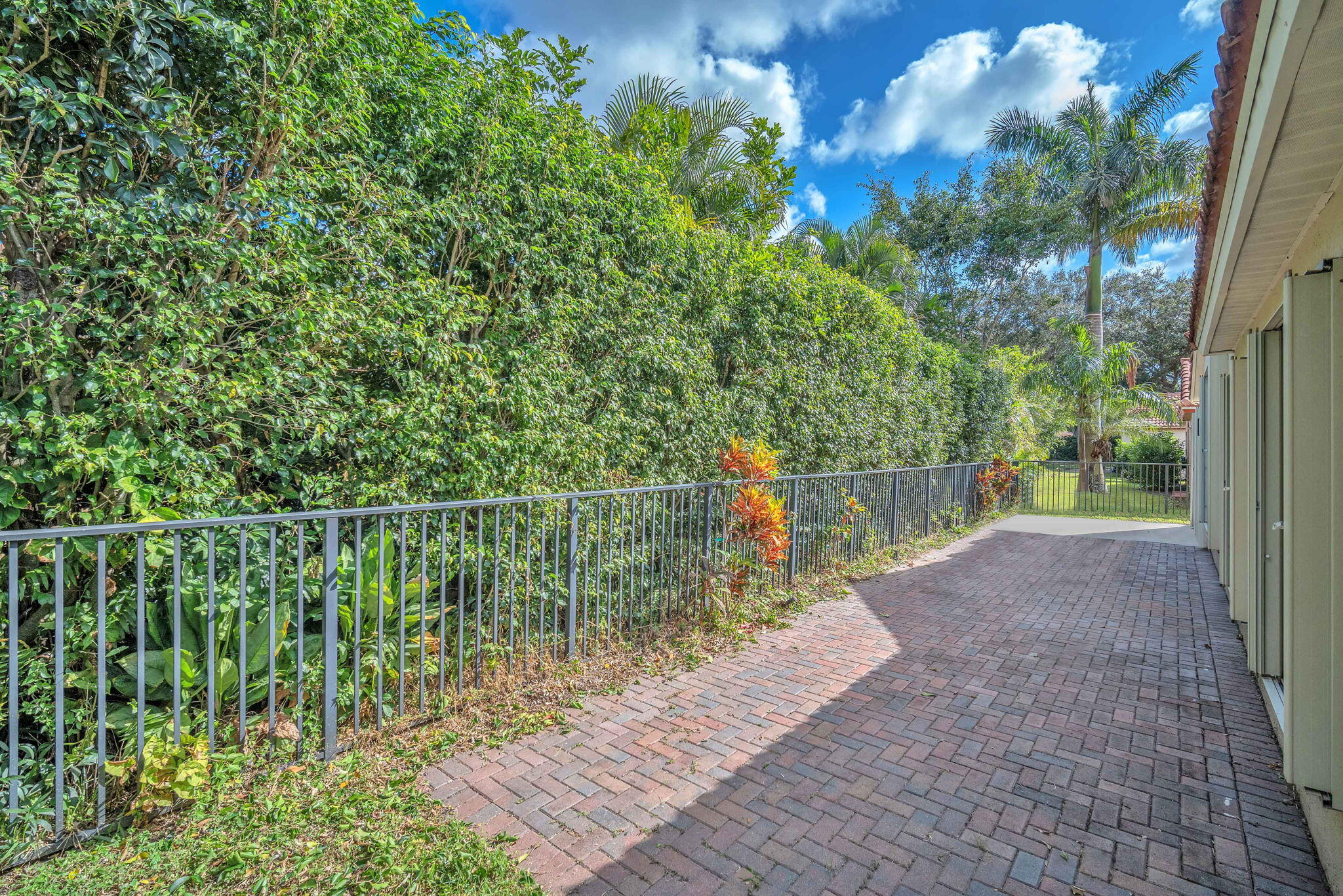 3005 Casa Rio Court Riviera Beach, FL 33418 - Photo 44 of 52 25-web-or-mls-DSC05612